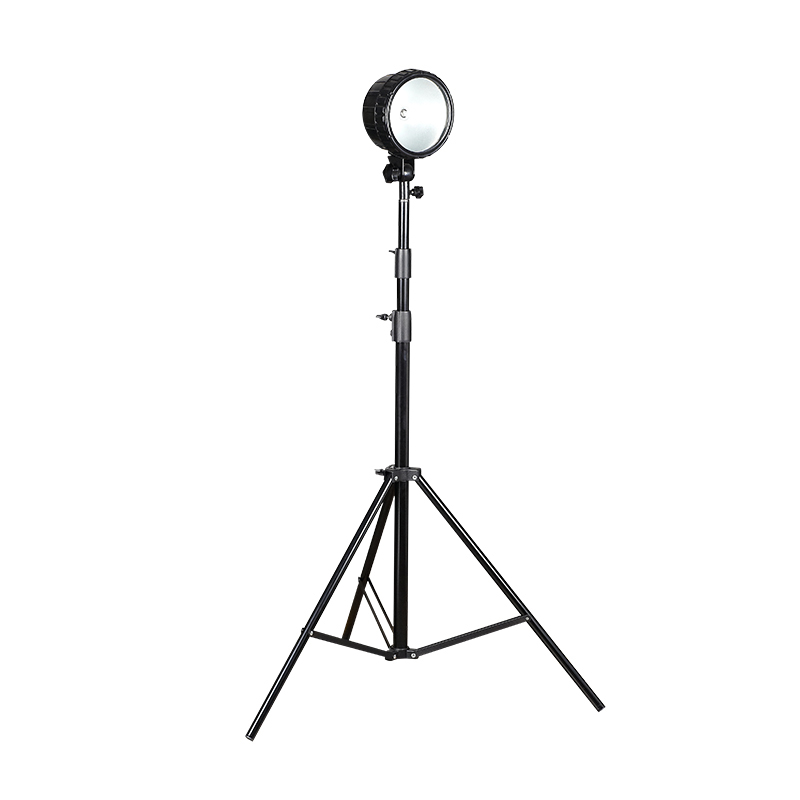 防爆升降泛光工作（zuò）燈